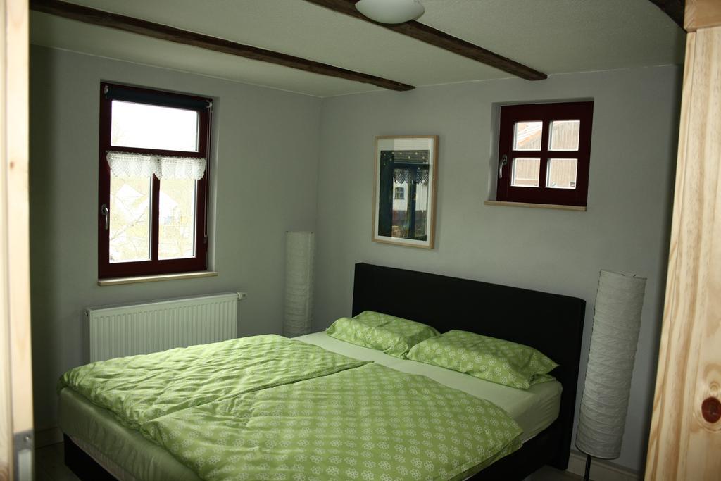 Cafe Landart Im Thueringer Finistere Apartment Plaue  Ruang foto
